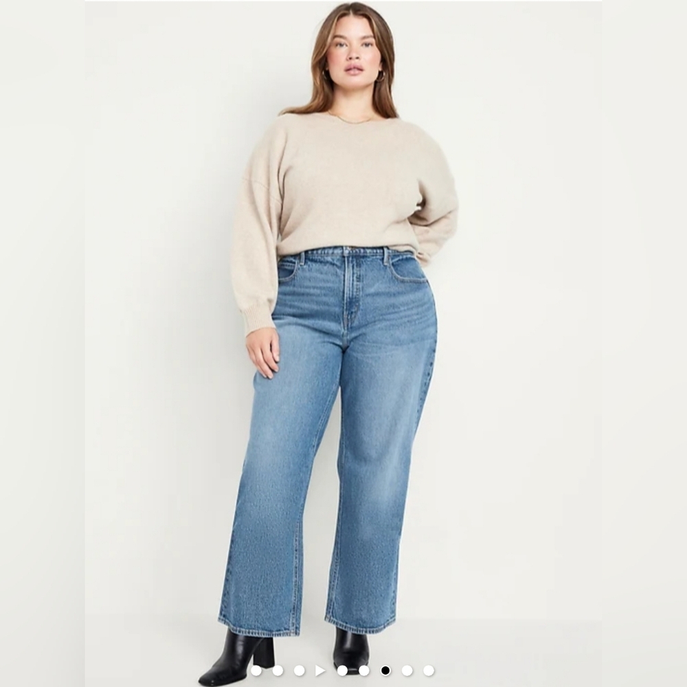 Old Navy Maren High-Waisted Sky-Hi Wide-Leg Jeans Size 22 (Waist-44")